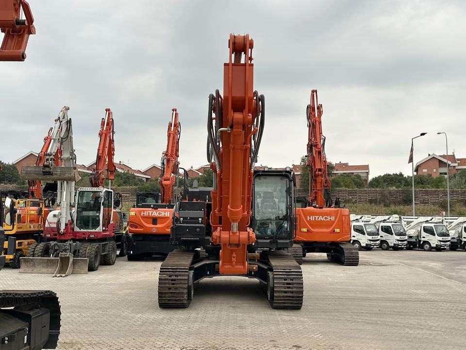 Hitachi ZX300LCN-7 Foto 19