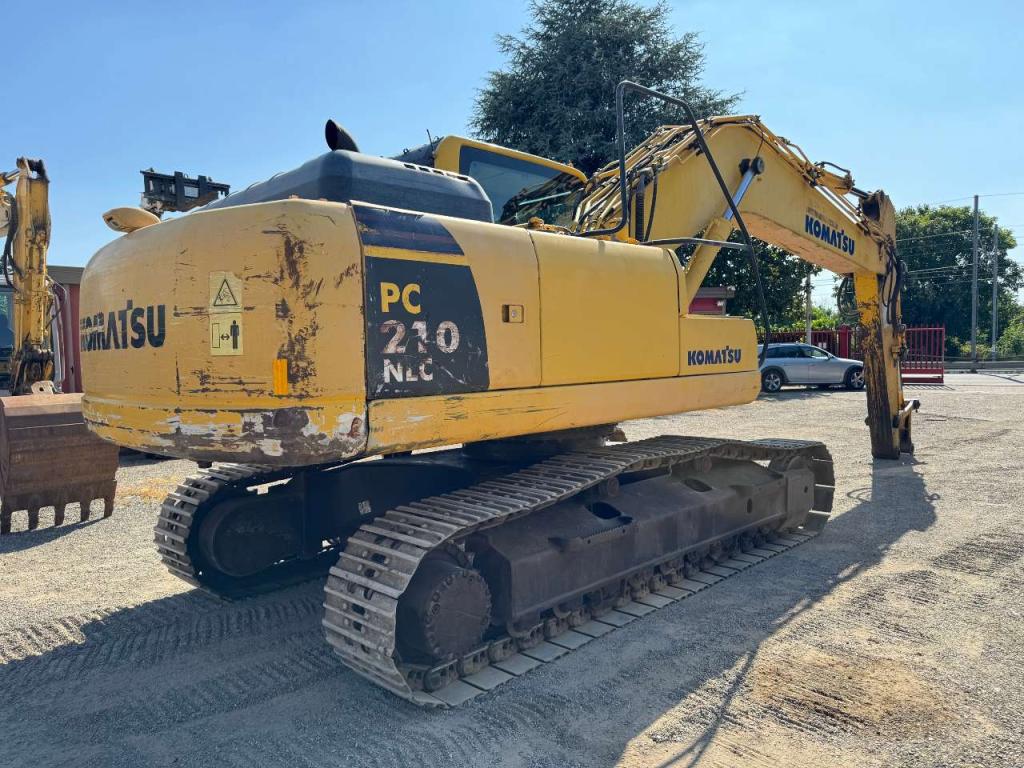 Komatsu PC210-8 Foto 4
