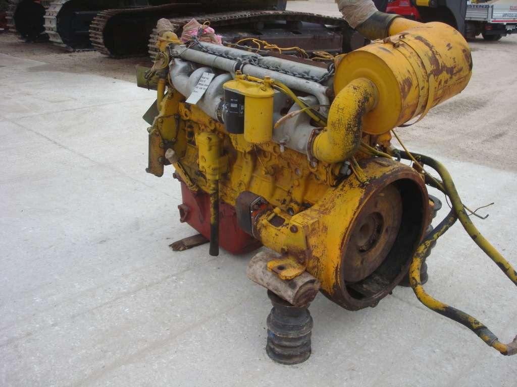 Motore a scoppio per FIAT 8215.02 ASPIRATO DA 200CV Foto 4