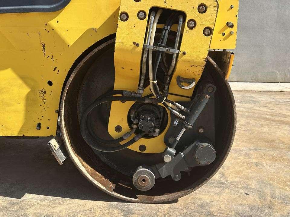 Bomag BW 135 AD-5 Foto 5