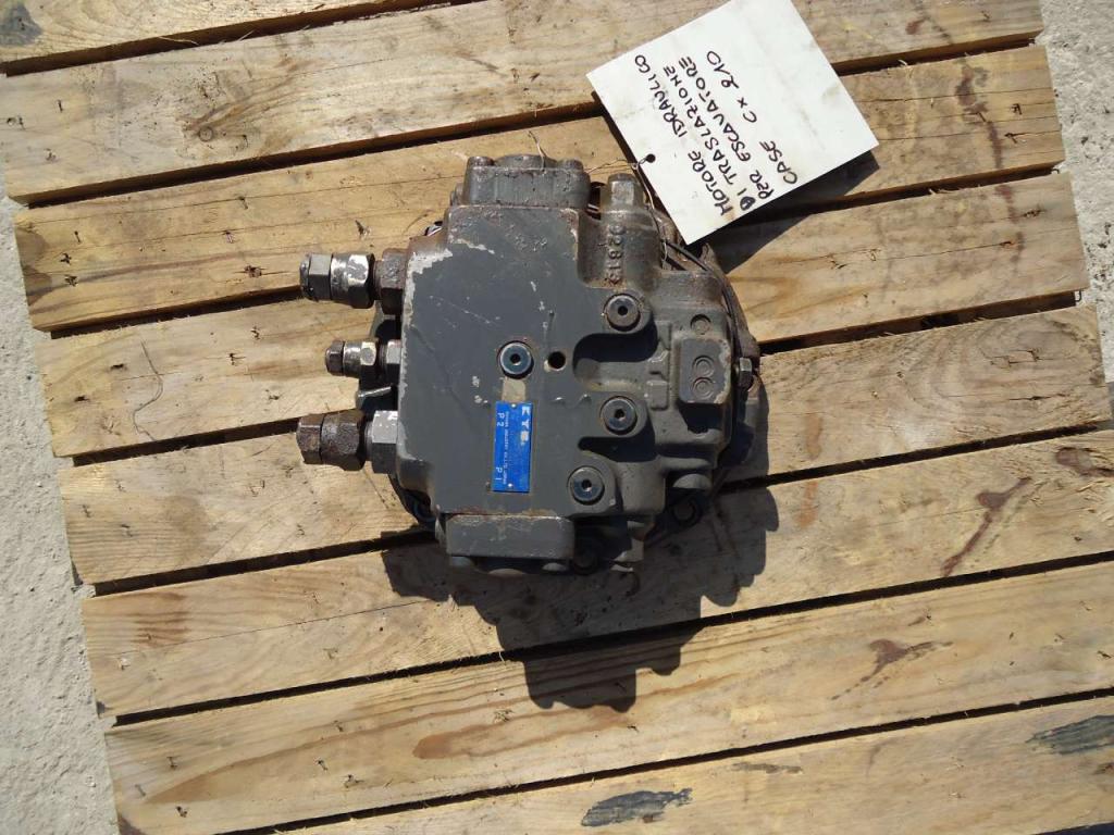 Motore di traslazione per Case CX210 Foto 6