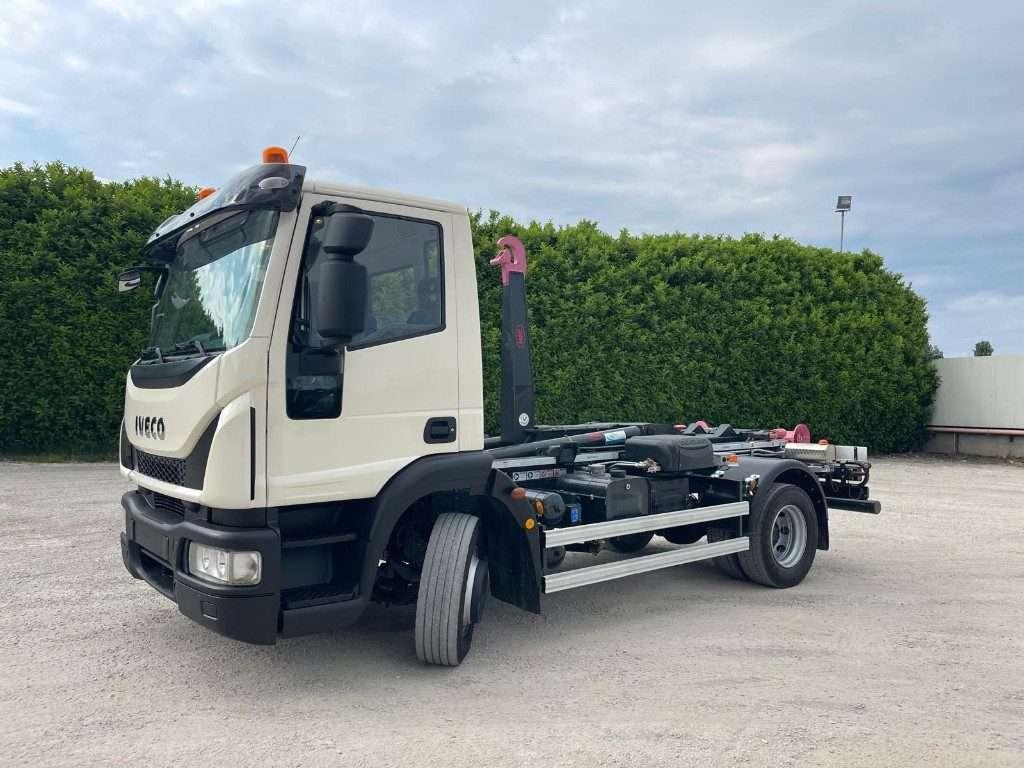 Iveco EUROCARGO 120E22 SCARRABILE Foto 1