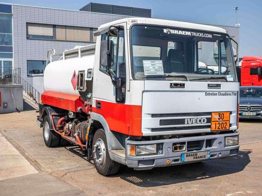 Iveco 85E15+ CITERNE 5000 L Foto 2