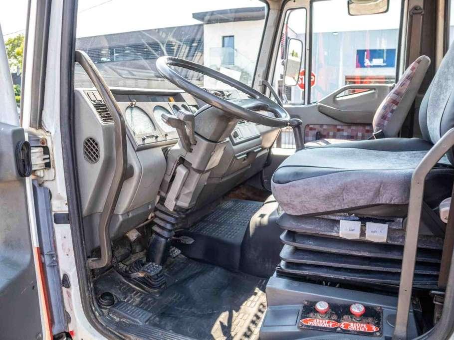 Iveco 85E15+ CITERNE 5000 L Foto 5