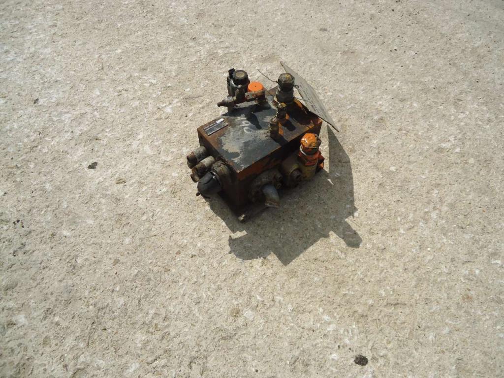 Valvola idraulica per Fiat Kobelco W190 Foto 2