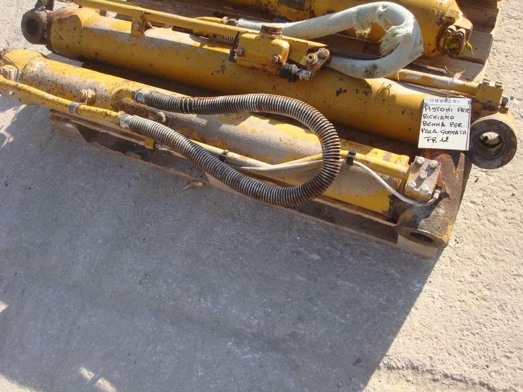 Pistone rotazione benna per FR12 Foto 2