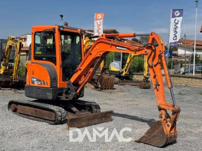 Doosan DX30Z in vendita da DAMAC