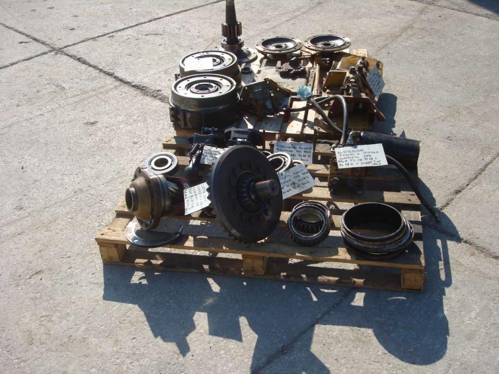 Frizione di sterzo per Fiat Allis FL14C-FL14D DOZER 14C Foto 8