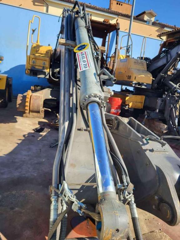Volvo Bucket cylinder 14534533 for Volvo EC200E, EC210C, EC210E Foto 1