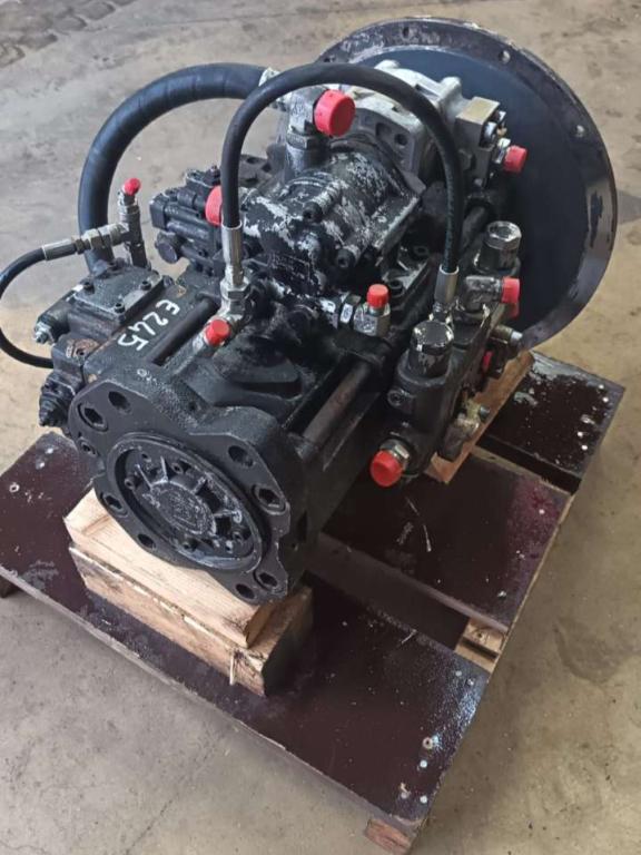 Kawasaki K3V 112 DTP Foto 3