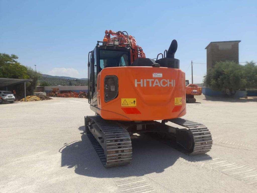 Hitachi ZX135US-6 Foto 9