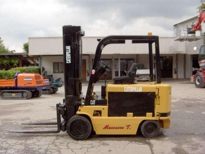 Caterpillar M100D Foto 3