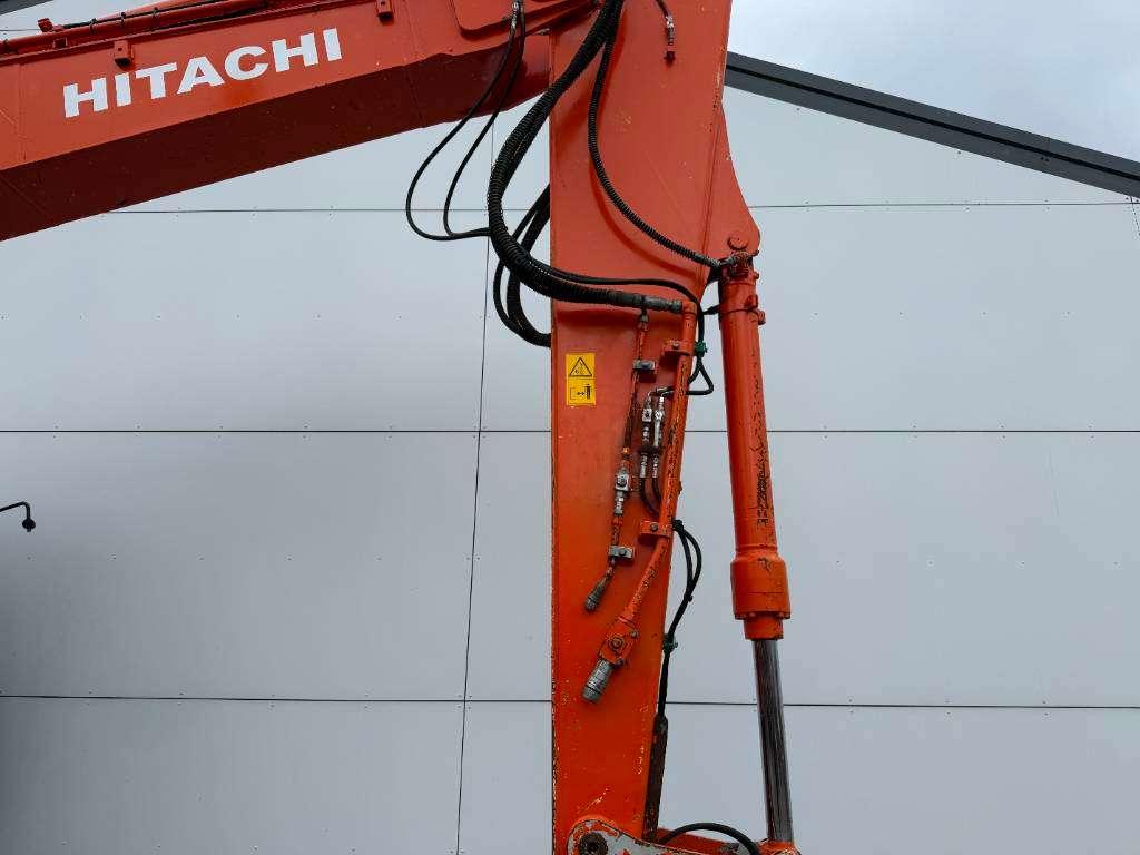 Hitachi ZX135US-6 - Quick Coupler / Hammer Lines Foto 17