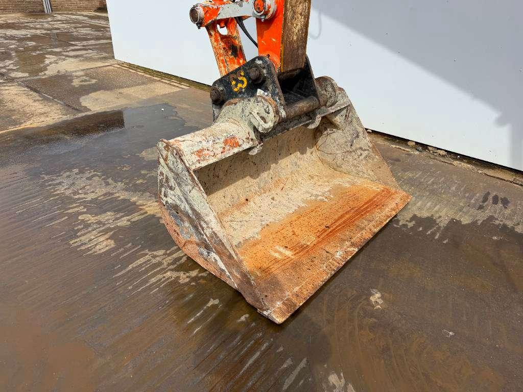 Hitachi ZX135US-6 - Quick Coupler / Hammer Lines Foto 18