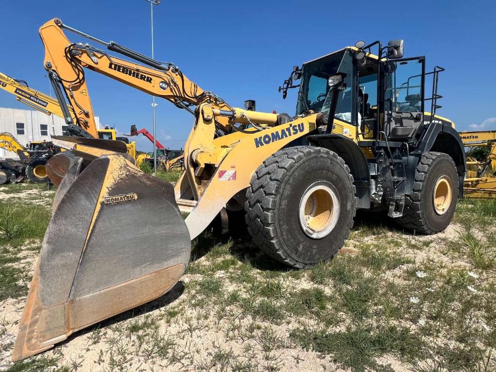 Komatsu WA470-8 Foto 1