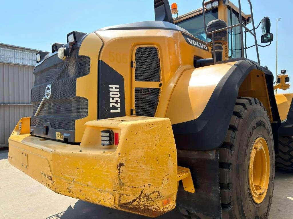 Volvo L250H Foto 10
