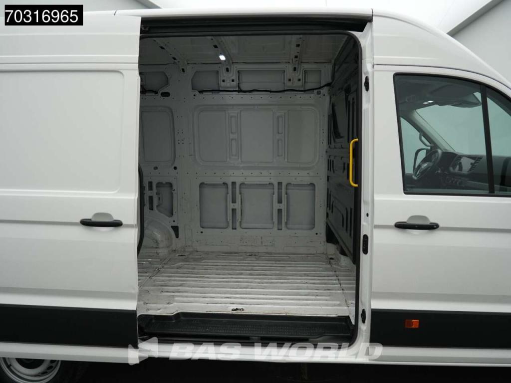 Volkswagen Crafter 140pk L3H3 Airco Camera Euro6 L2H2 Airco Foto 10