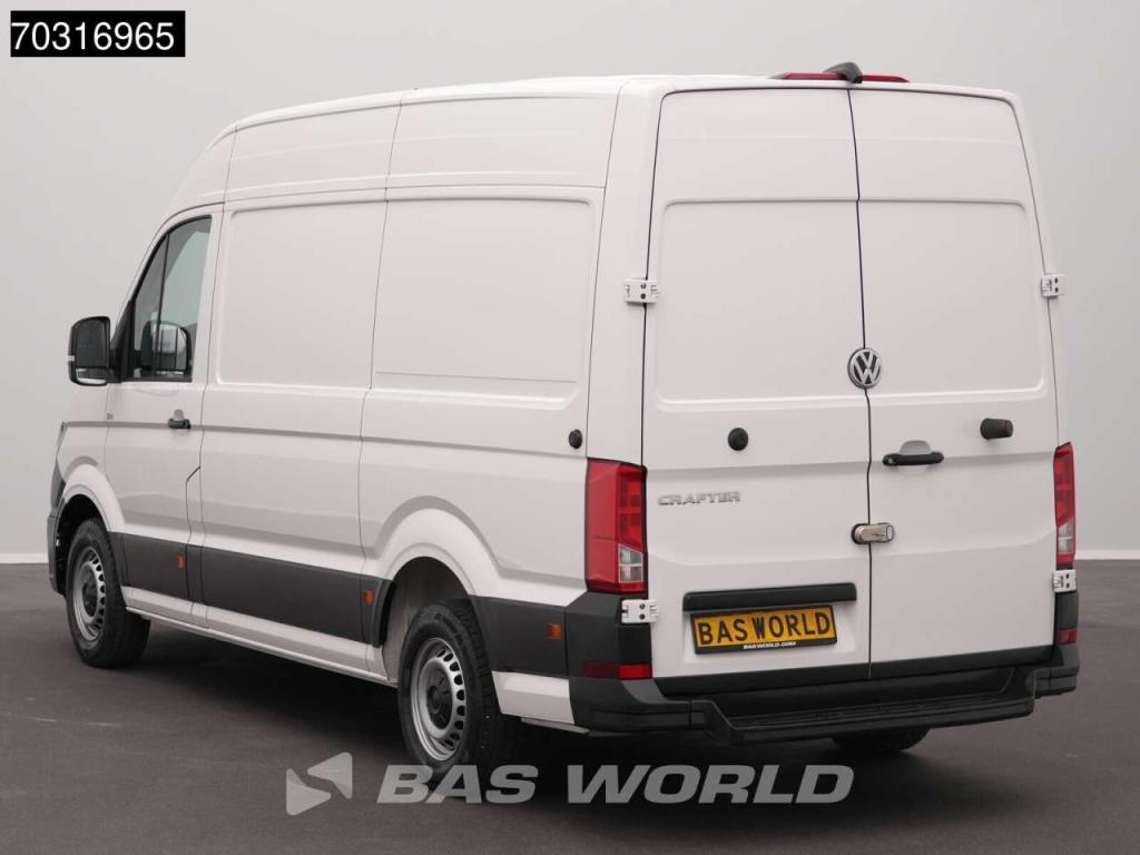 Volkswagen Crafter 140pk L3H3 Airco Camera Euro6 L2H2 Airco Foto 2