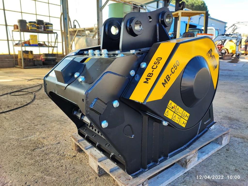 MB CRUSHER C50 Foto 4