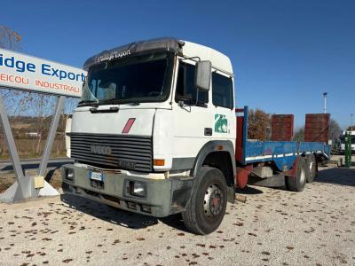 Iveco EUROSTAR 190.42 pianale carrellone rampe in vendita da Bridge Export Srl