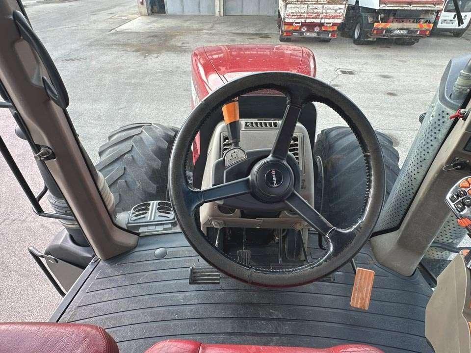 Case Magnum 380 CVX Foto 18