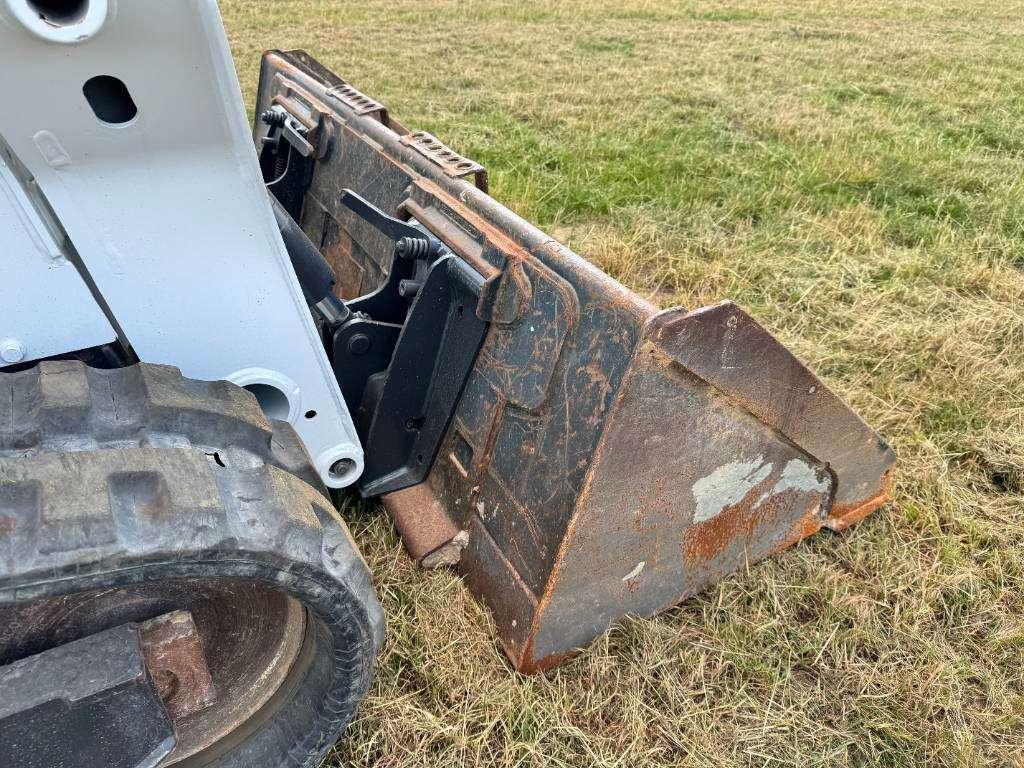 Bobcat T590 - Track Loader / Closed Cab Foto 17