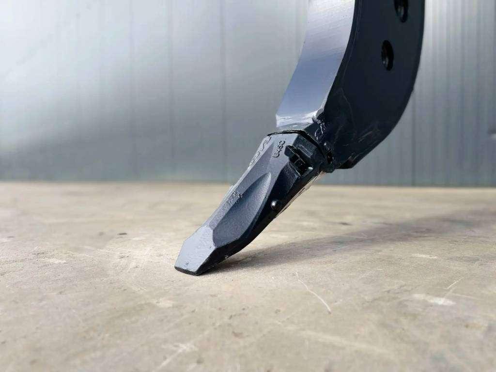 OilQuick OQ70/55 Ripper Foto 6