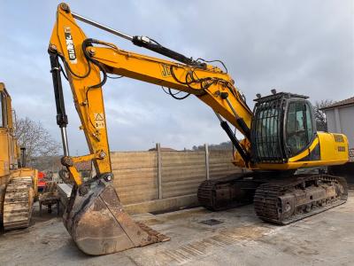 JCB JS235HD in vendita da Cioria Tractor Srls