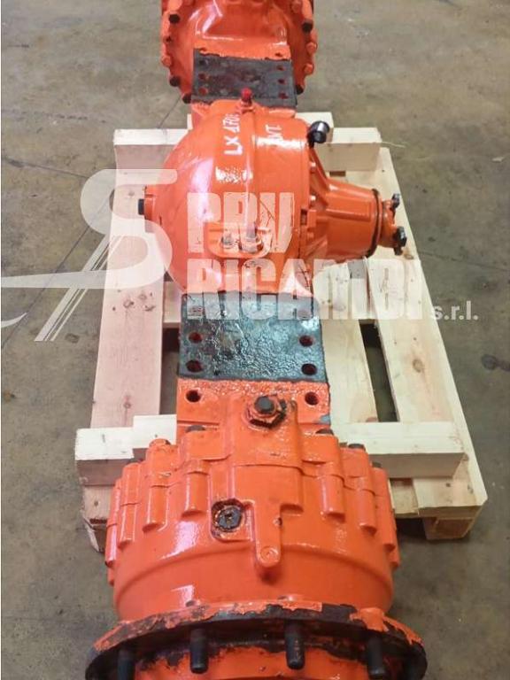 Assale anteriore per Hitachi LX 170 Foto 2