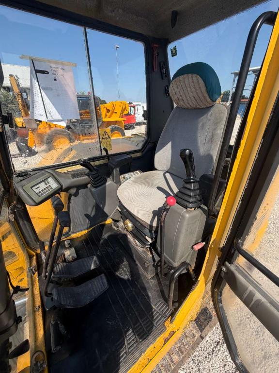 Komatsu PC 75R Foto 14