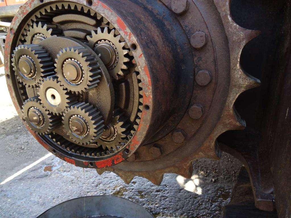Riduttore di traslazione per Fiat Hitachi EX215 - EX235 Foto 16