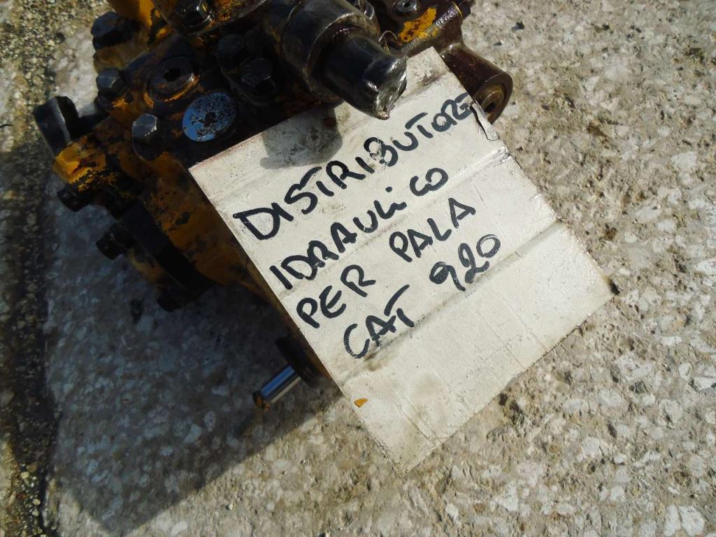 Distributore idraulico per Caterpillar 920 Foto 5