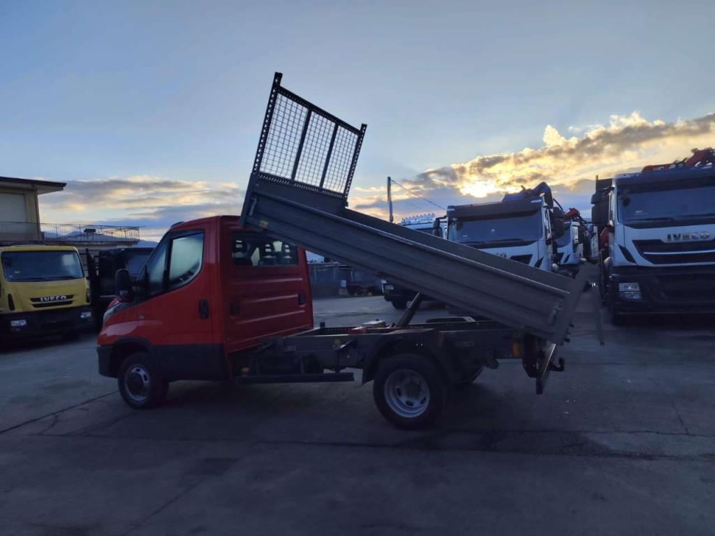 Iveco DAILY 35-120 Foto 10