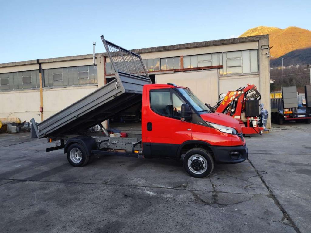 Iveco DAILY 35-120 Foto 12