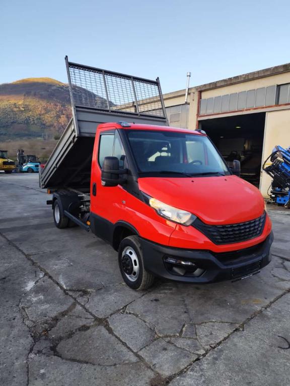 Iveco DAILY 35-120 Foto 2