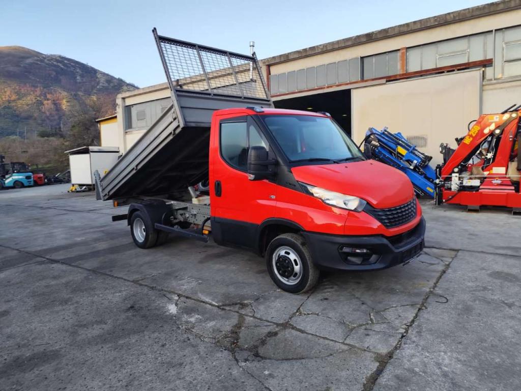 Iveco DAILY 35-120 Foto 21