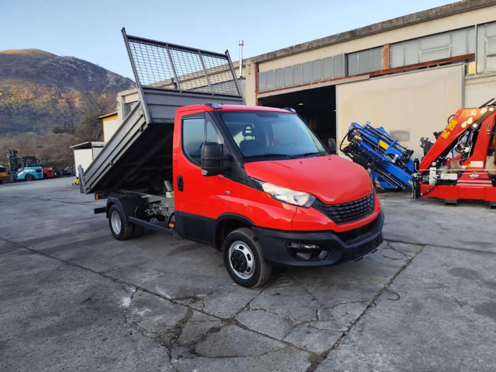 Iveco DAILY 35-120 Foto 22