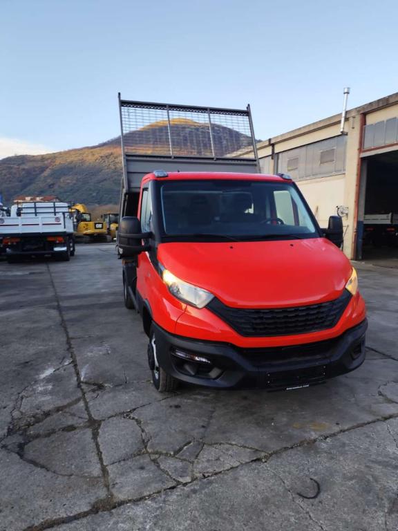 Iveco DAILY 35-120 Foto 3