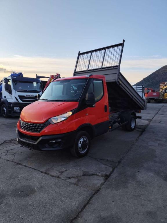 Iveco DAILY 35-120 Foto 6