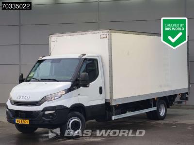 Iveco Daily 72C18 3.0L 1000KG Laadklep Automaat Dubbellucht 180PK Bakwagen Airco Cruise Camera Euro6 Meub in vendita da BAS World B.V.