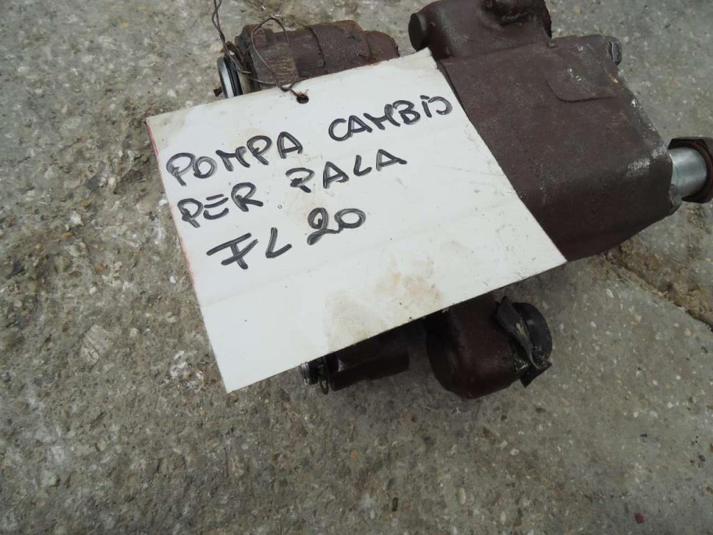 Pompa idraulica cambio per Fiat Allis FL20 Foto 3