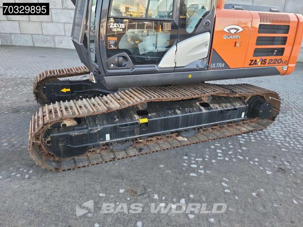 Hitachi ZX220 LC-5G Foto 29