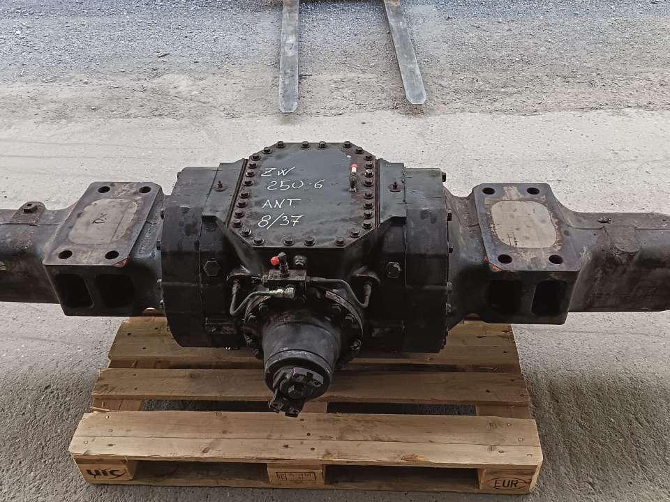 Assale anteriore per Hitachi ZW 250 Foto 1