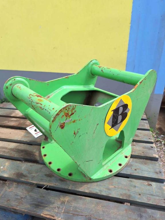 S60 for BGS04 hydraulic grab Attachment plate Foto 4