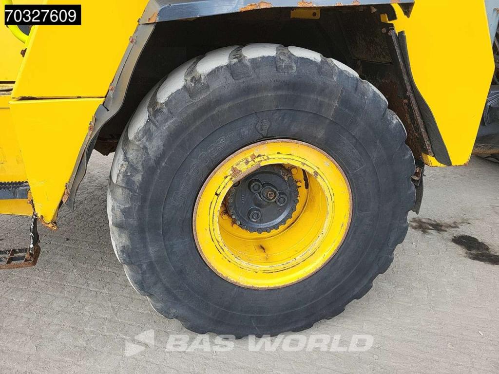 Komatsu HM300-3 Foto 17