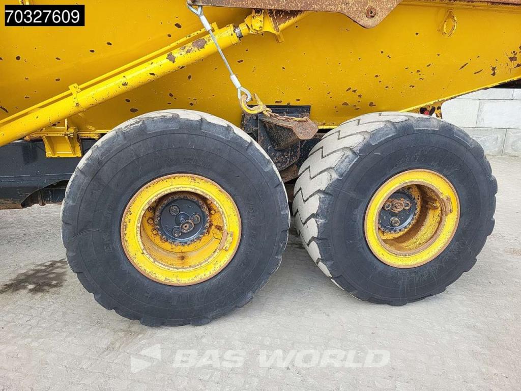 Komatsu HM300-3 Foto 19