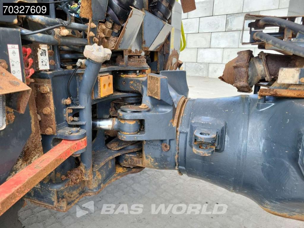 Komatsu HM300-3 Foto 21