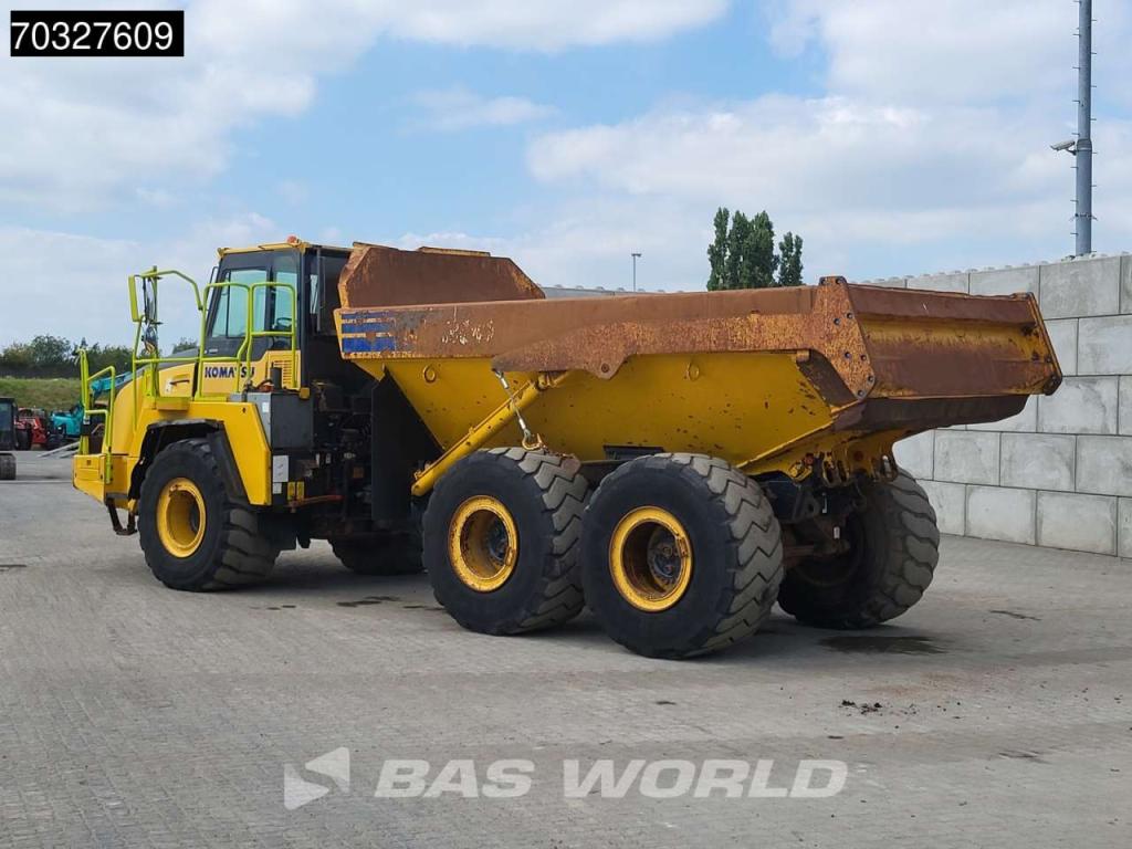 Komatsu HM300-3 Foto 3
