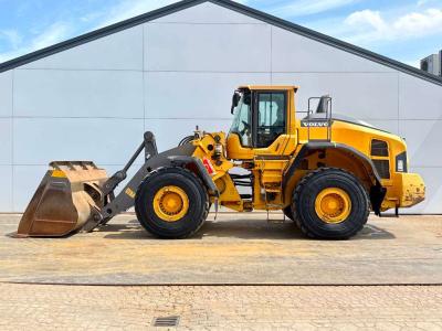 Volvo L180H - Automatic Greasing / Camera