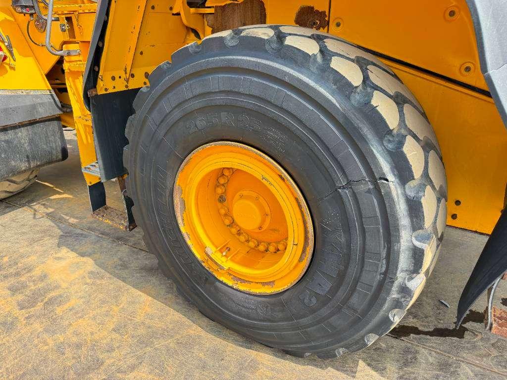 Volvo L180H - Automatic Greasing / Camera Foto 26